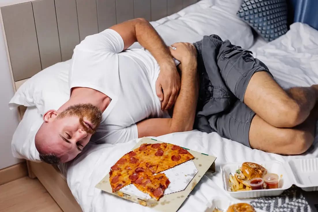 Is It Bad To Eat Before Bed