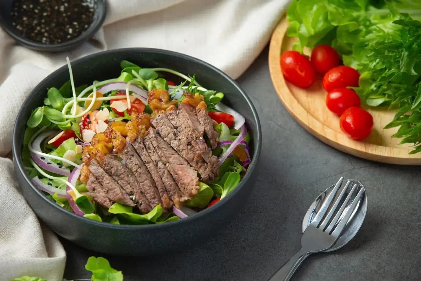 Asian beef salad