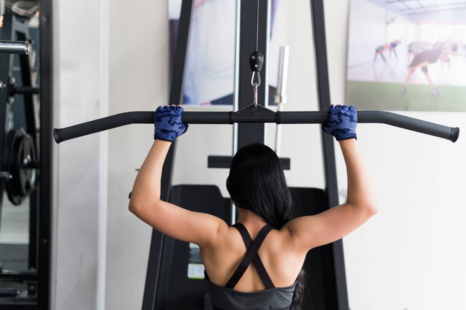 Close Grip Pulldown