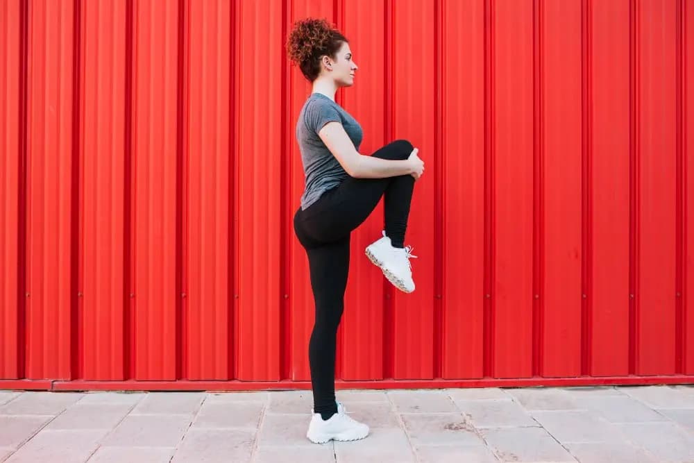 standing side crunches exercise